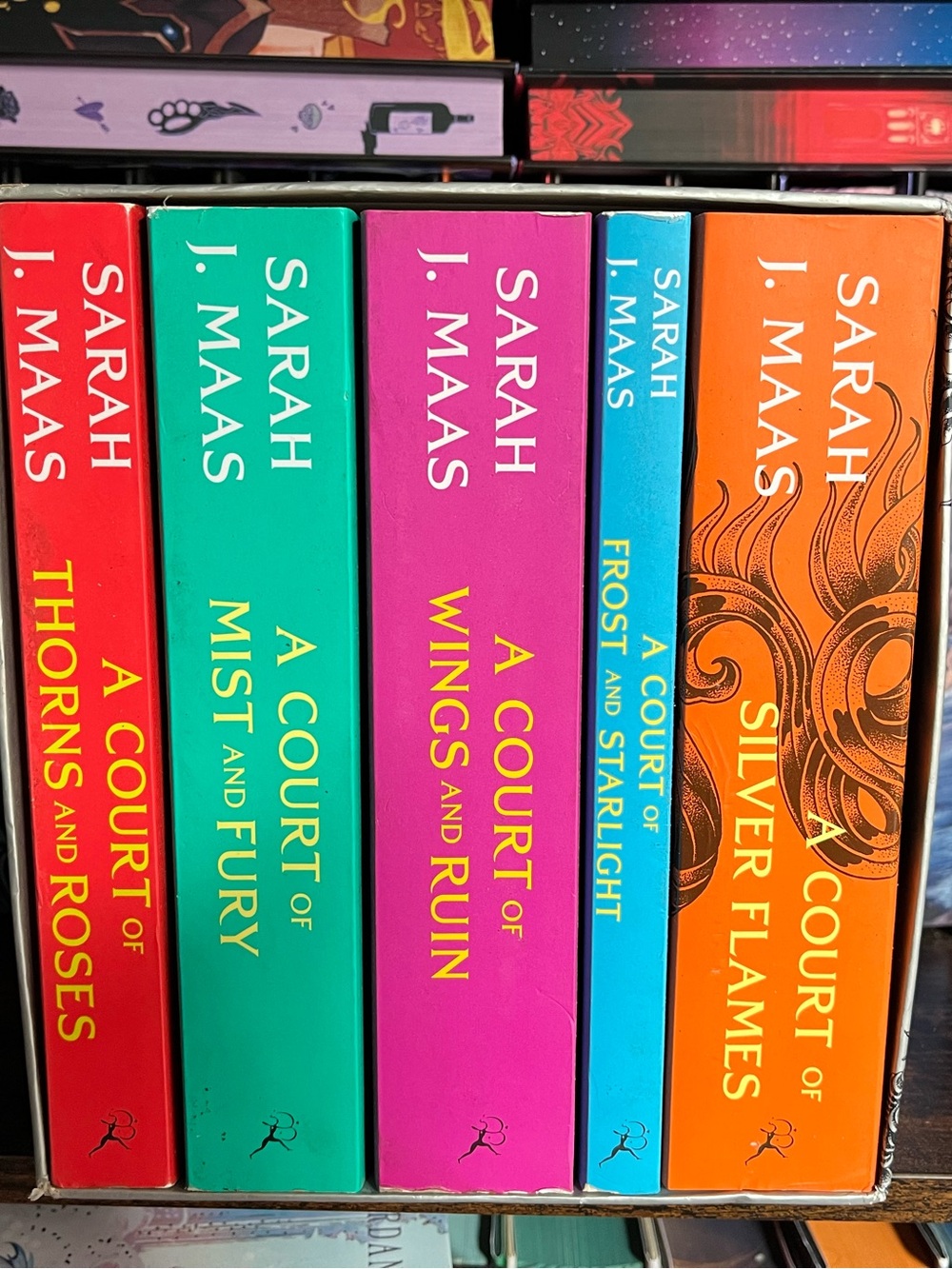 Sarah J. Maas A Court of Thorns and Roses box set